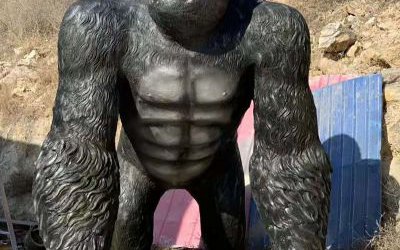 戶(hù)外園林玻璃鋼仿真猩猩雕塑