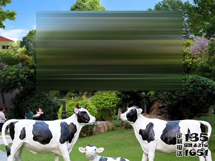 景區擺放一家三口卡通玻璃鋼奶牛雕塑 景區擺放一家三口卡通玻璃鋼奶牛雕塑