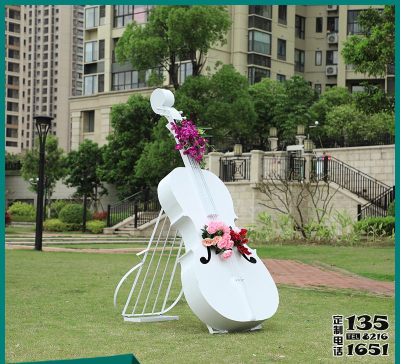 公園景區(qū)玻璃鋼創(chuàng)意仿真大提琴雕塑 公園景區(qū)玻璃鋼創(chuàng)意仿真大提琴雕塑