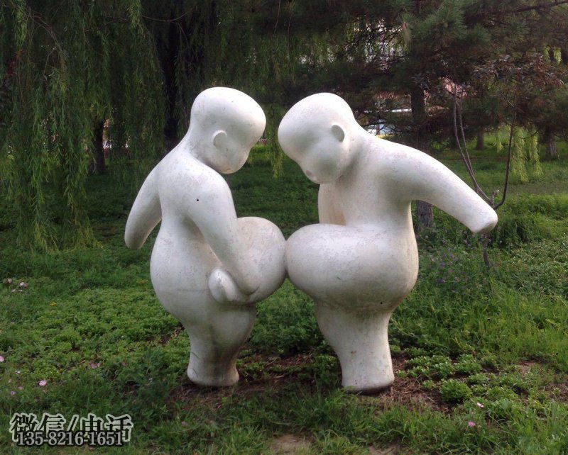 抽象玻璃鋼兒童撞拐雕塑 抽象玻璃鋼兒童撞拐雕塑