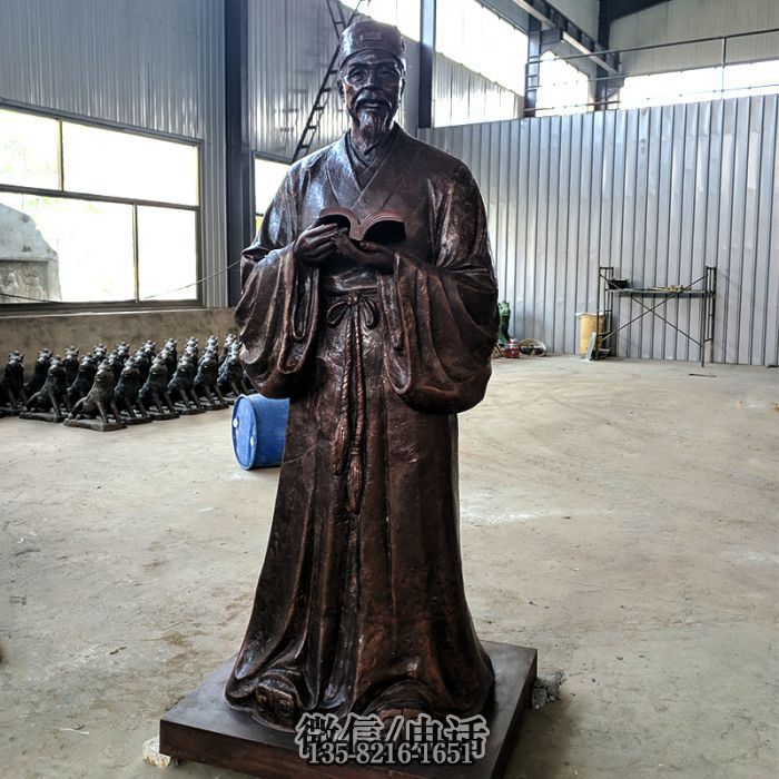 人物雕塑實(shí)拍圖